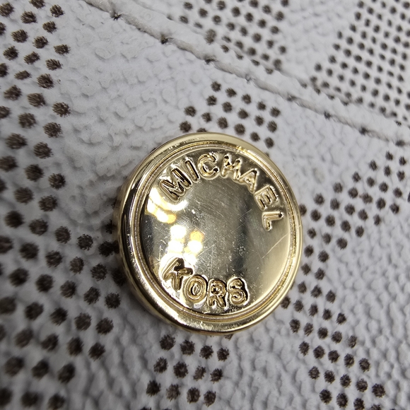 Michael Kors White and Brown Tote Bag - Picture 15 of 16